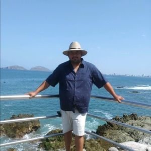 Meet your Posher, Armando